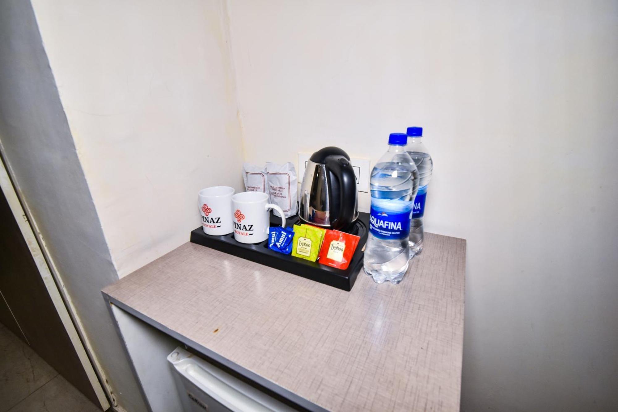 Pinaz Royale Hotel Amritsar Bagian luar foto