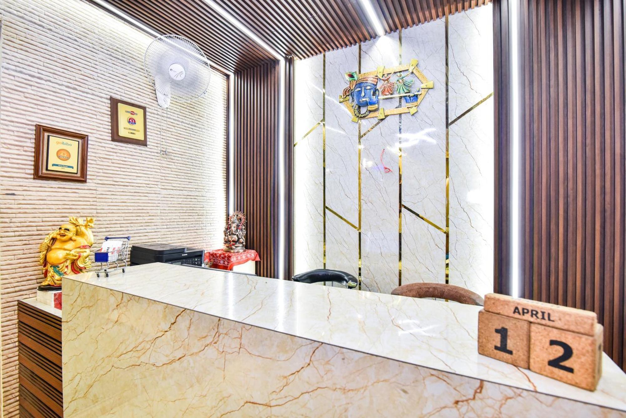Pinaz Royale Hotel Amritsar Bagian luar foto